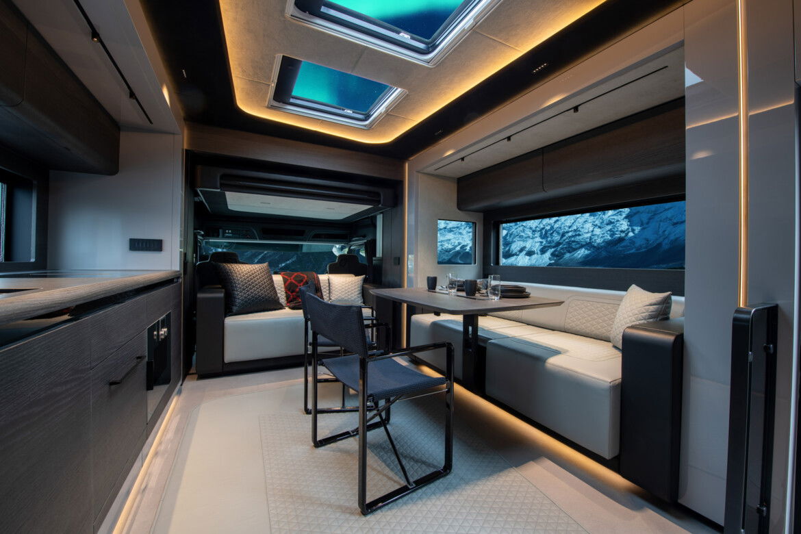 Brabus Big Boy - kitchen/living room